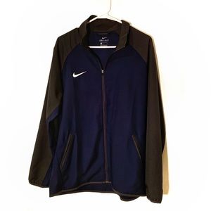 ✔️Nike Dri-Fit zip windbreaker